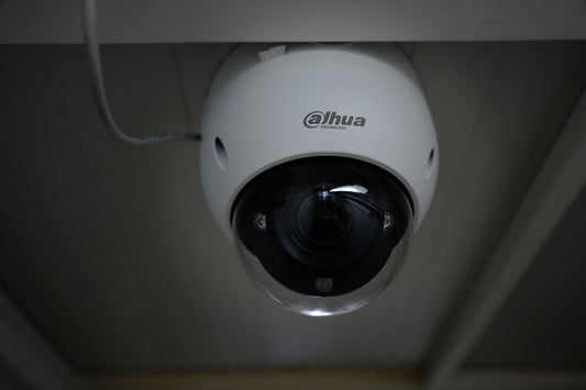 Cámaras IP vs. Cámaras HDCVI: ¿Cuál elegir para tu proyecto de seguridad en 2026?